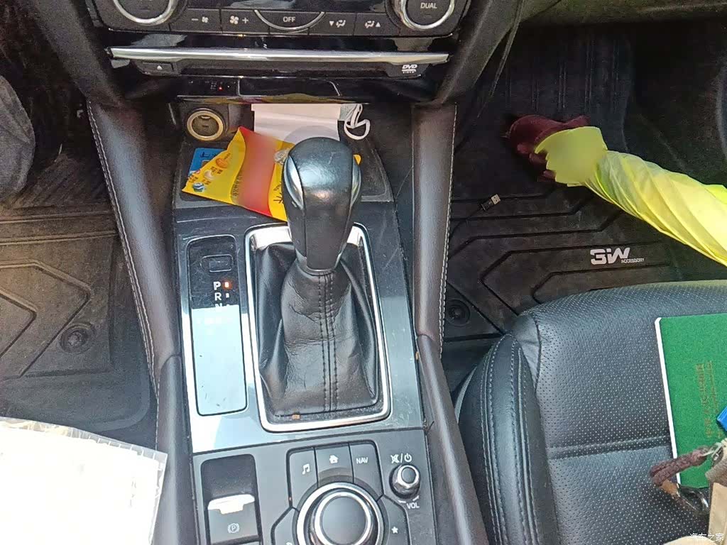 Mazda Atenza, 2017 7