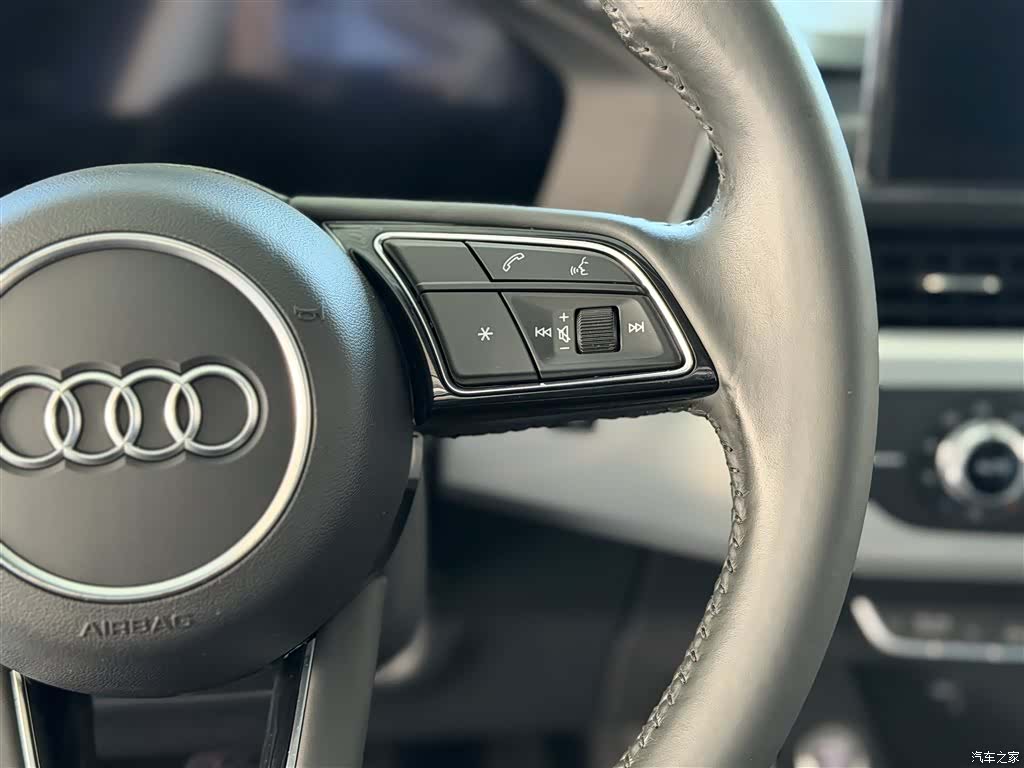 Audi A4L, 2021 25