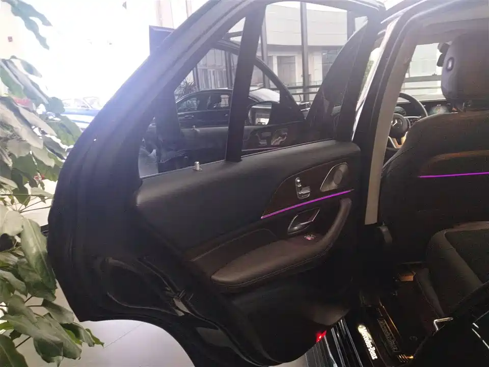 Mercedes-Benz GLE Mercedes-Benz GLE