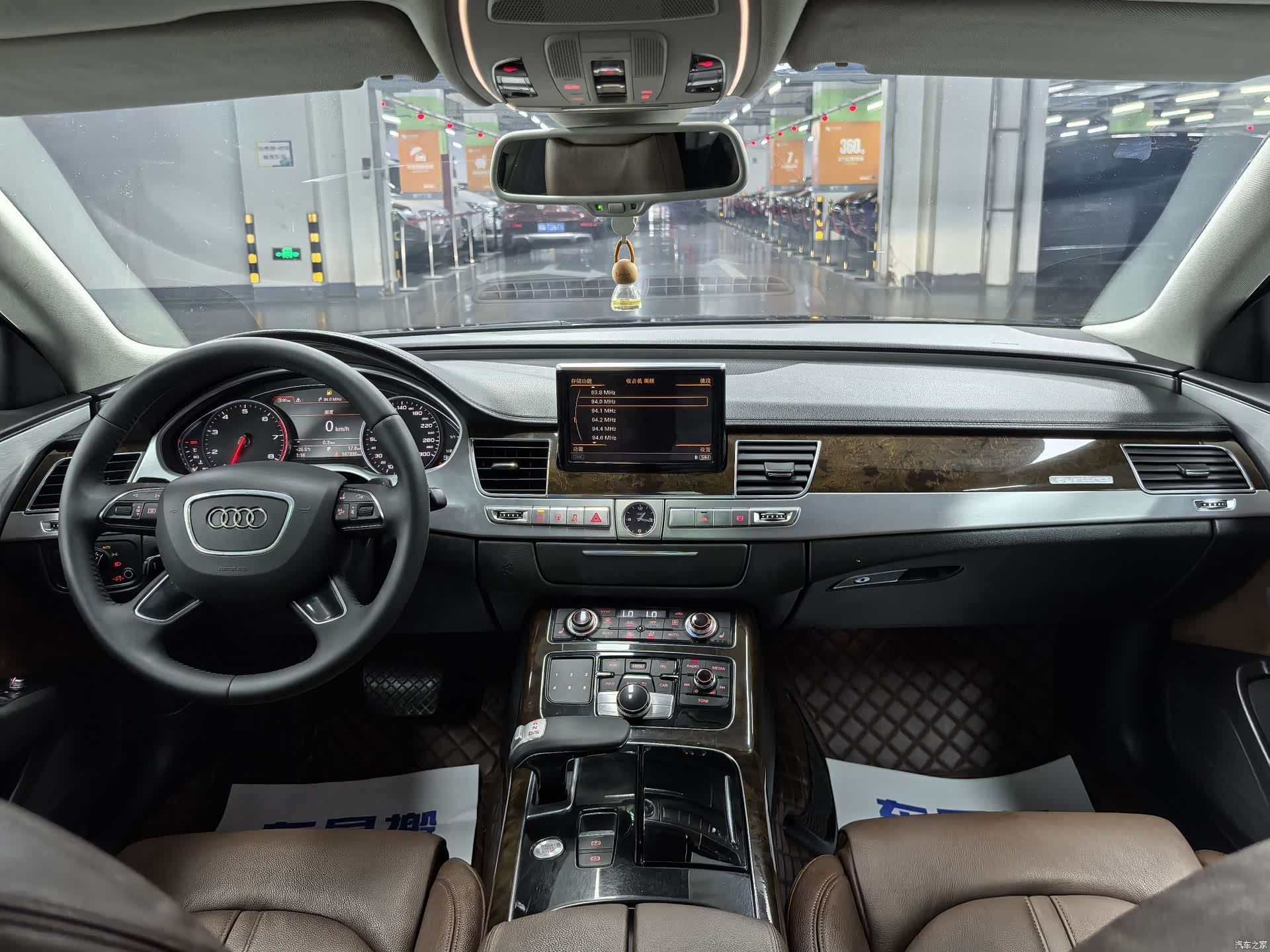 Audi A8L, 2015 8