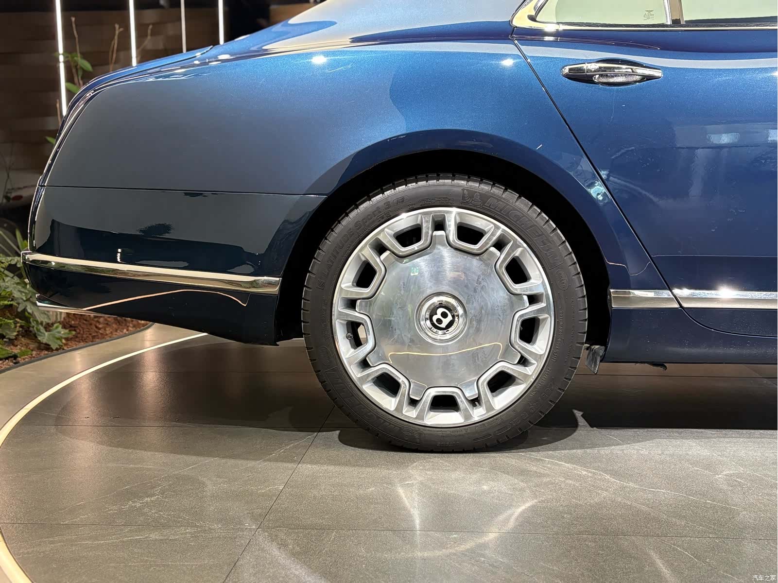 Bentley Mulsanne, 2013 все фото
