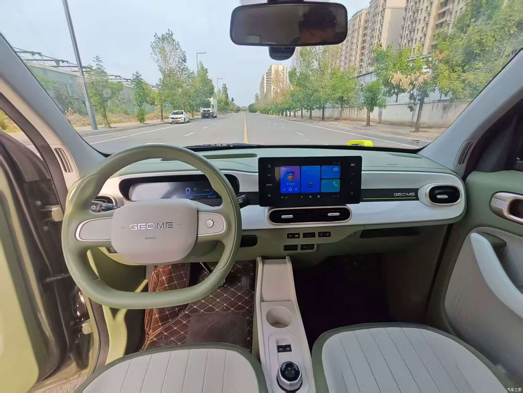 Geely Panda, 2024 6