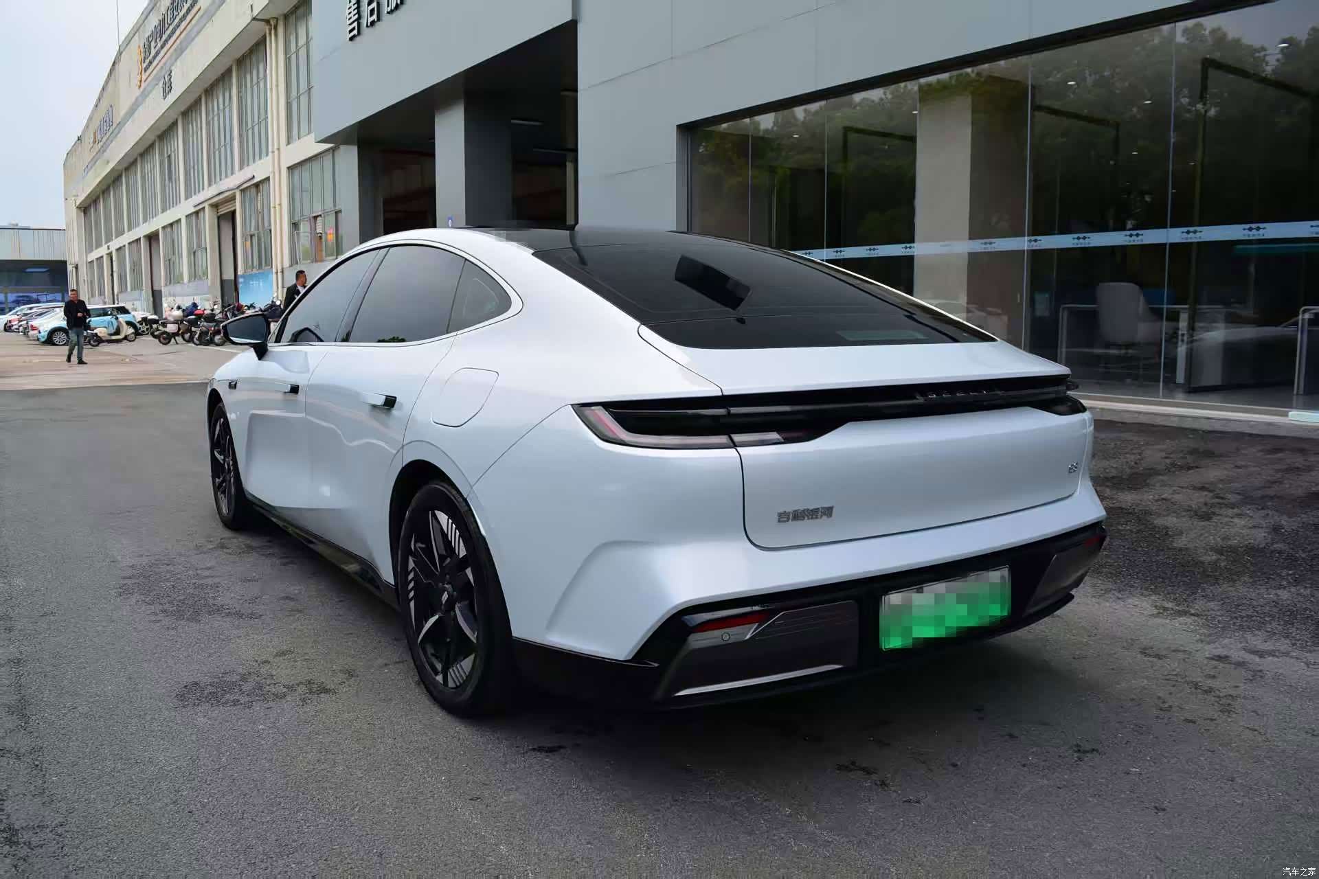 Geely E8, 2024 все фото