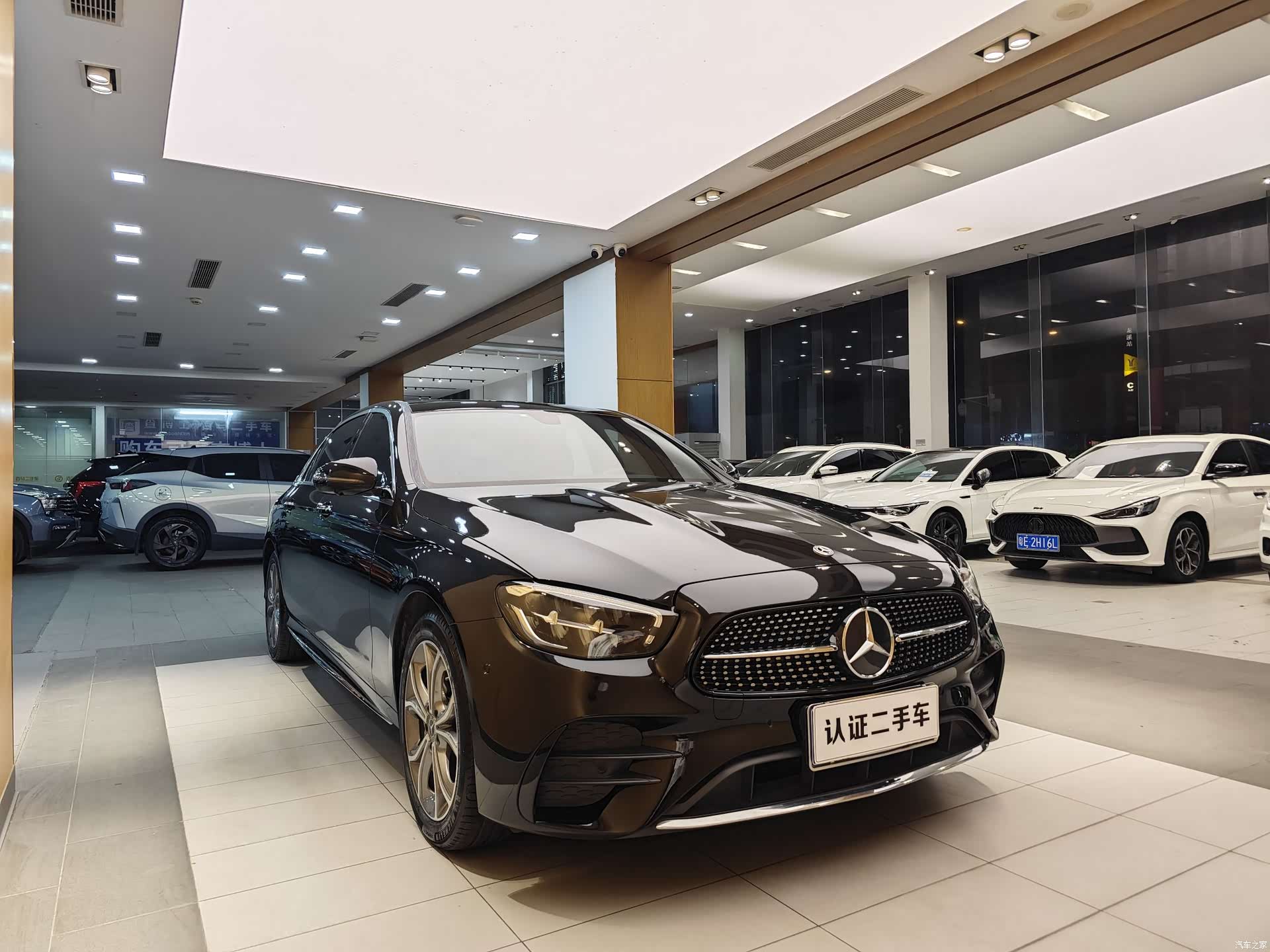 Mercedes-Benz E-Class, 2023 4