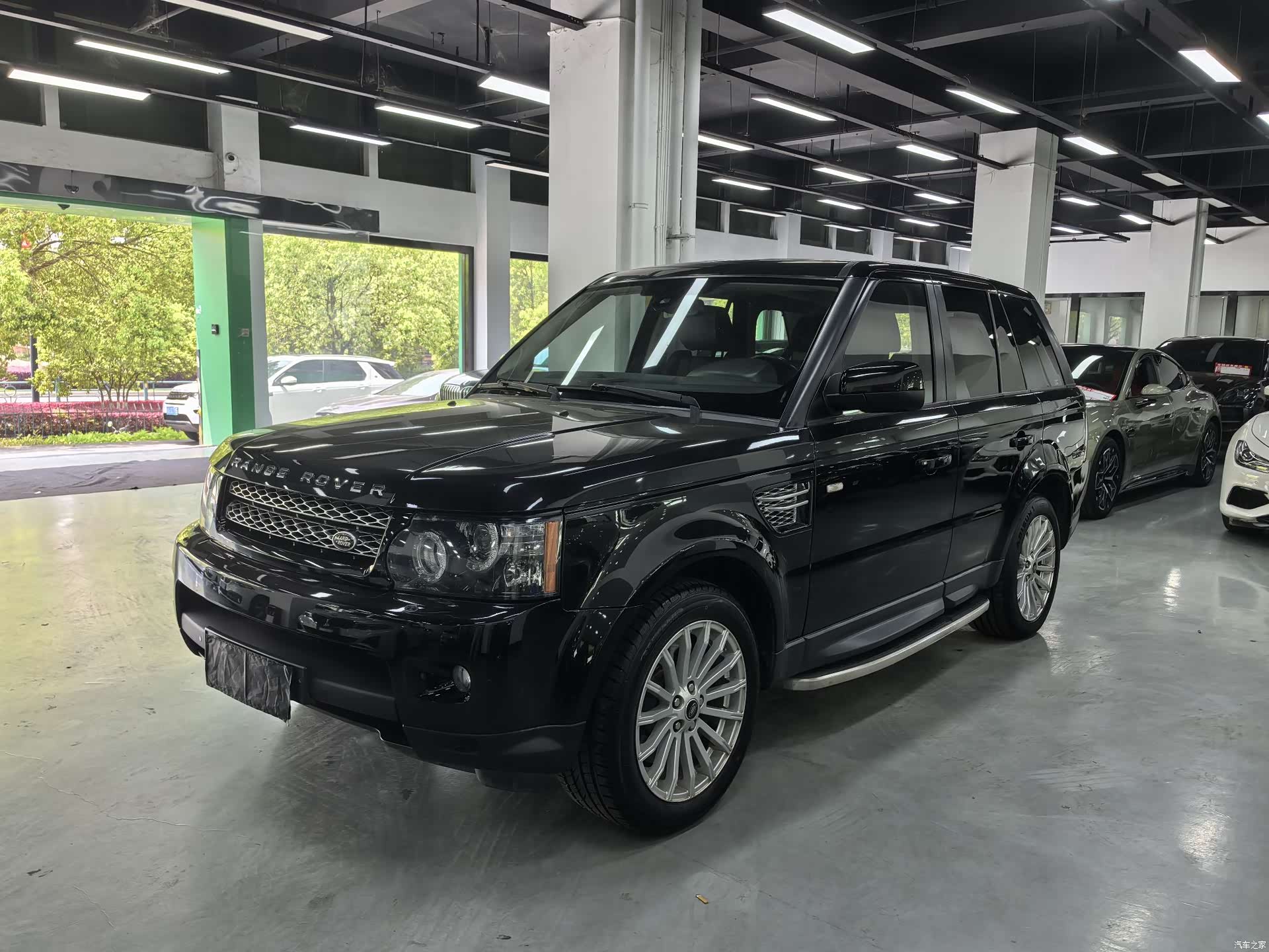 Land Rover Range Rover, 2013 1