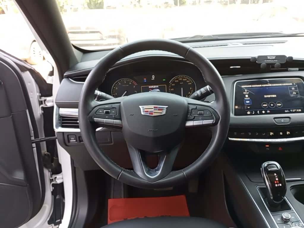 Cadillac XT4, 2020 11