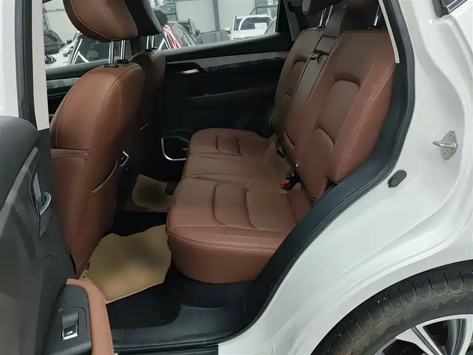 Geely Vision X6