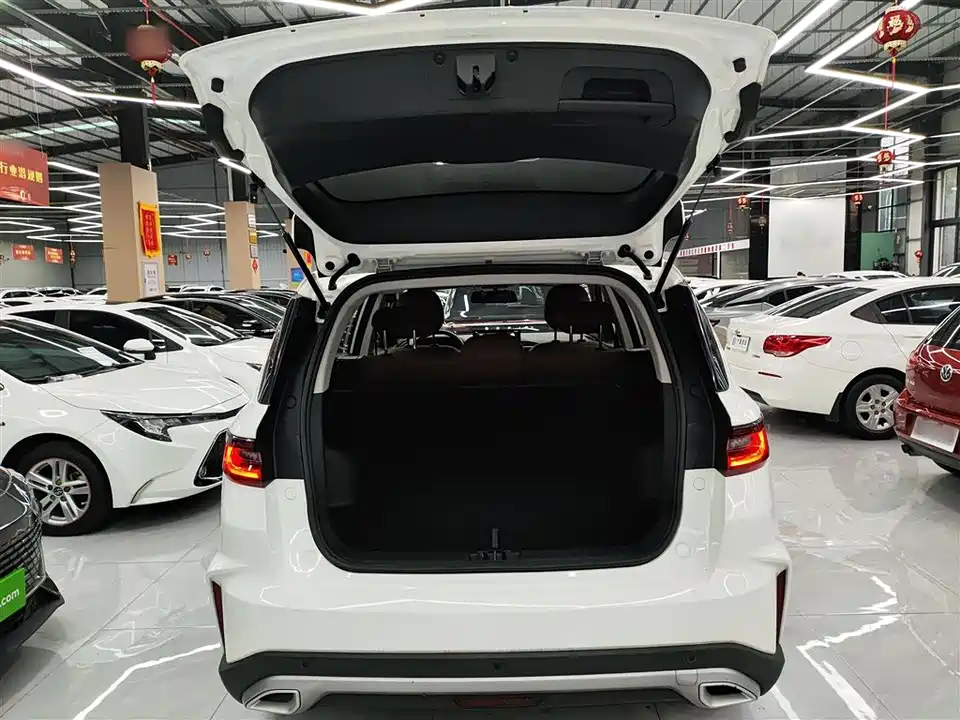 Geely Vision X6