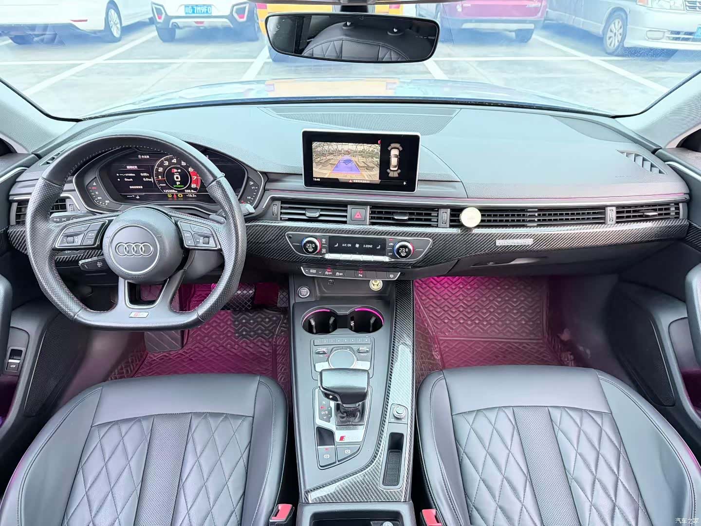 Audi A4L, 2018 все фото