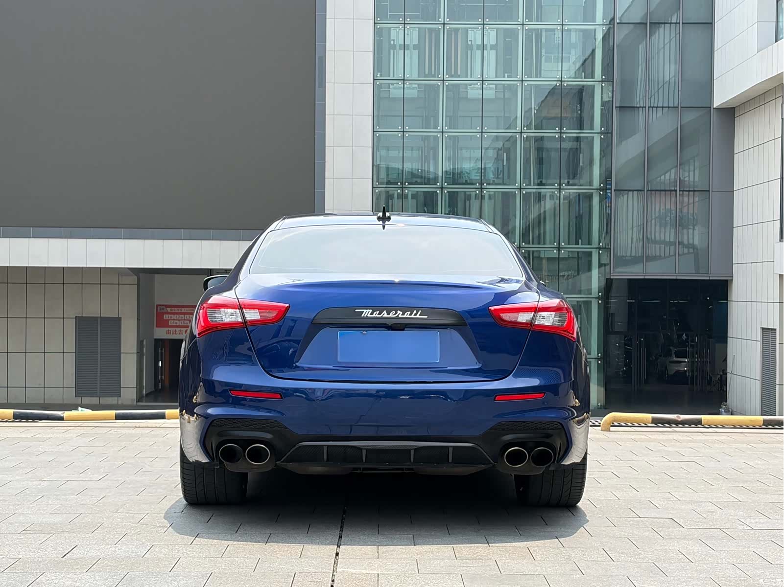 Maserati Ghibli, 2017 9