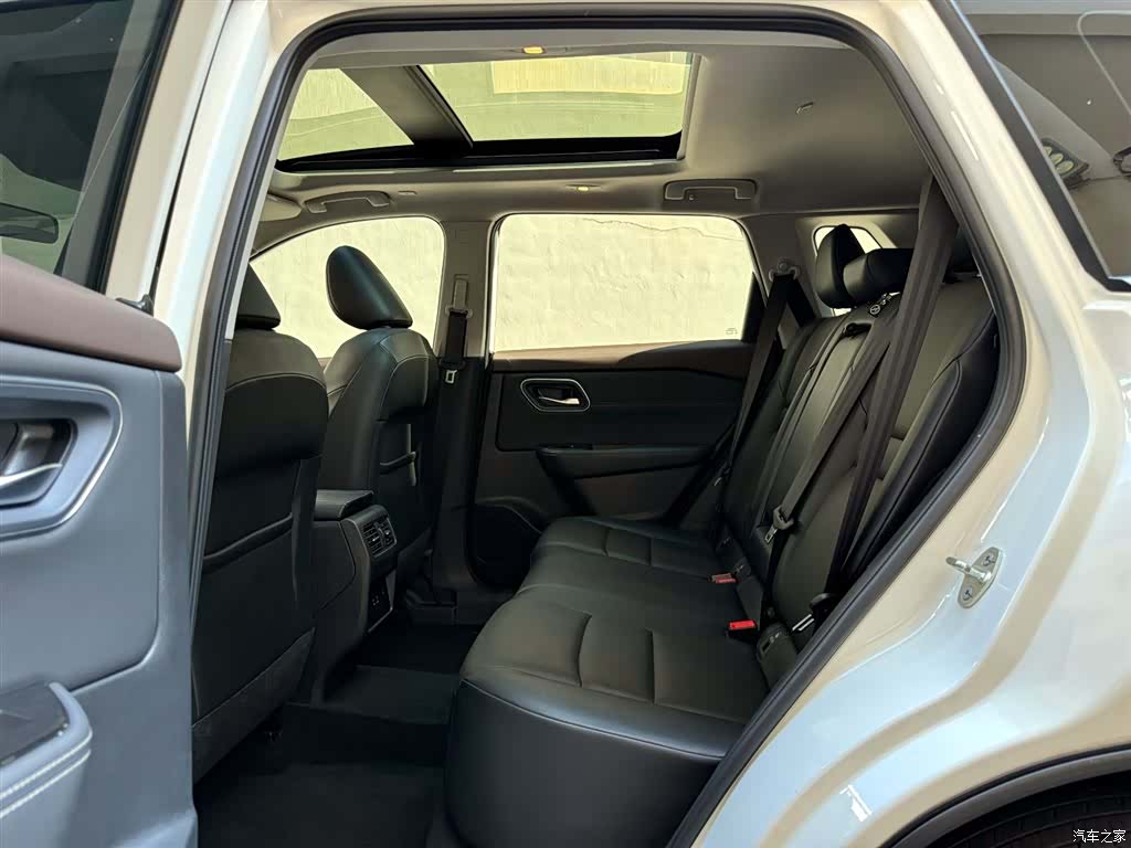 Nissan X-Trail, 2023 10