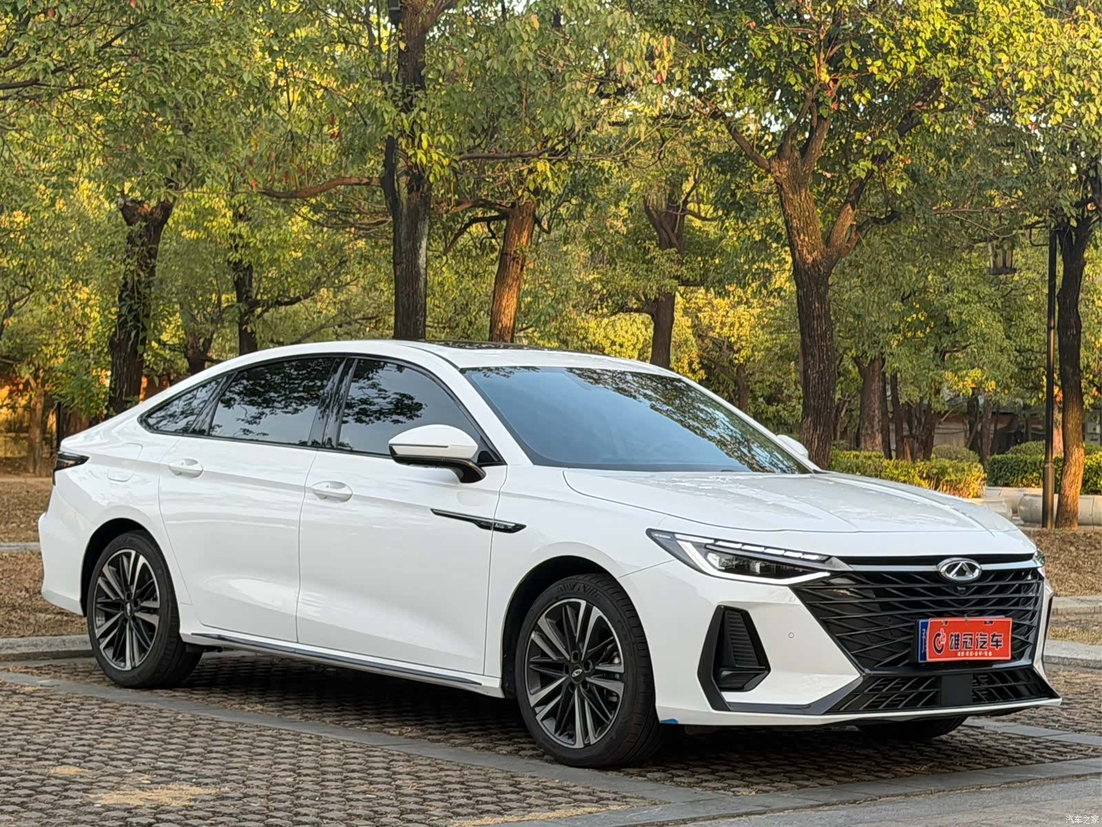 Chery Arrizo 8, 2025 3