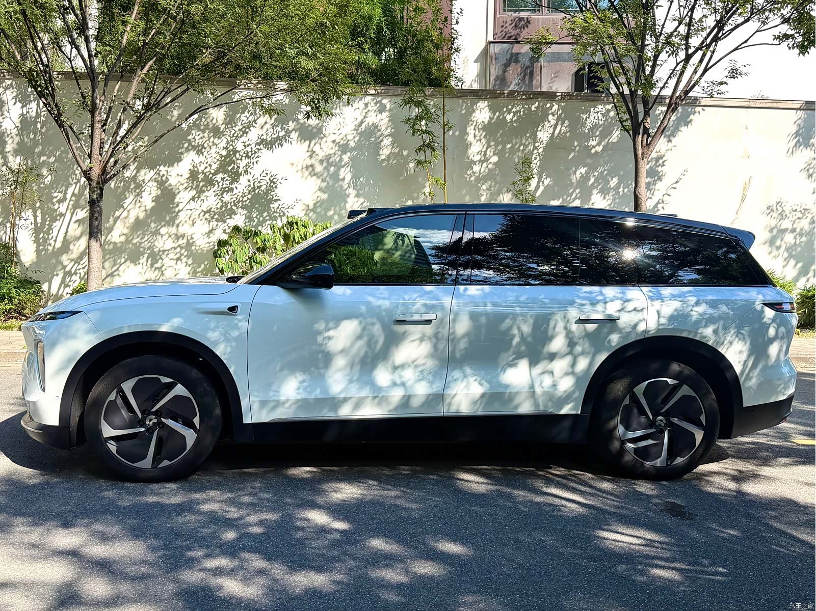 NIO ES8, 2023 4
