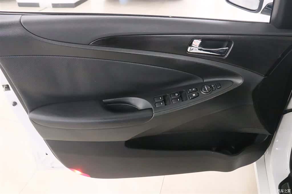 Hyundai Sonata, 2013 12