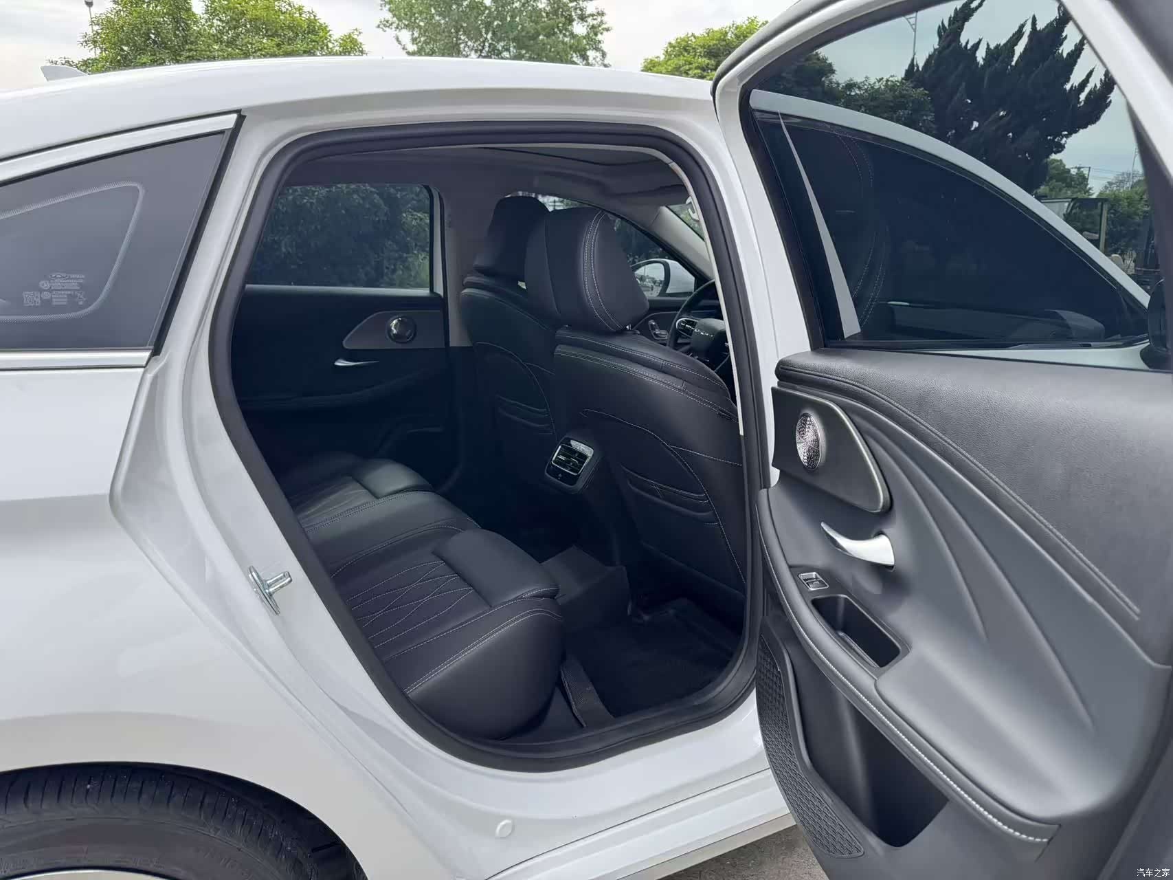 Chery Arrizo 8, 2023 10