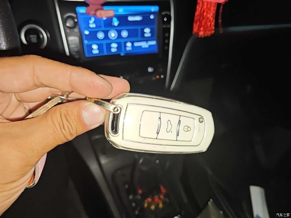 Geely Emgrand, 2016 12