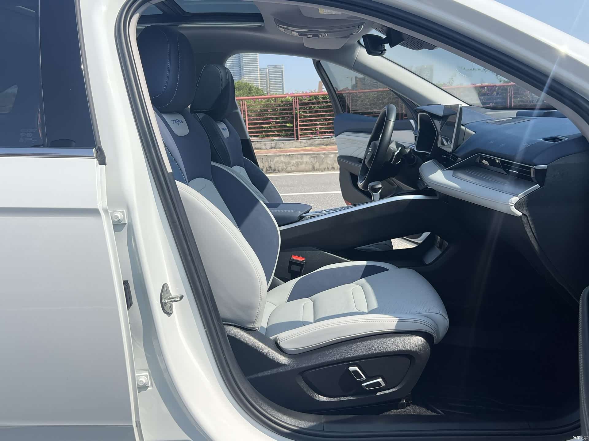 Geely Preface, 2023 8