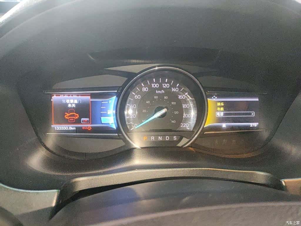 Ford Explorer, 2016 3