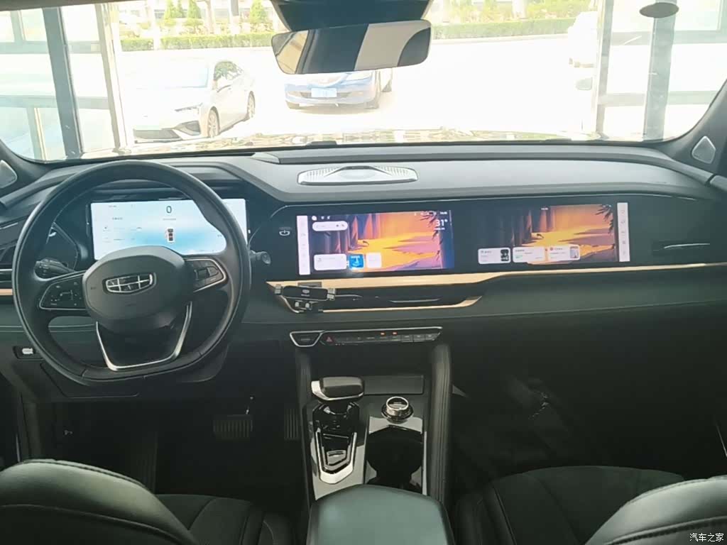 Geely Xingyue L, 2024 10