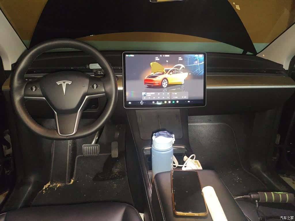 Tesla Model Y, 2023 6