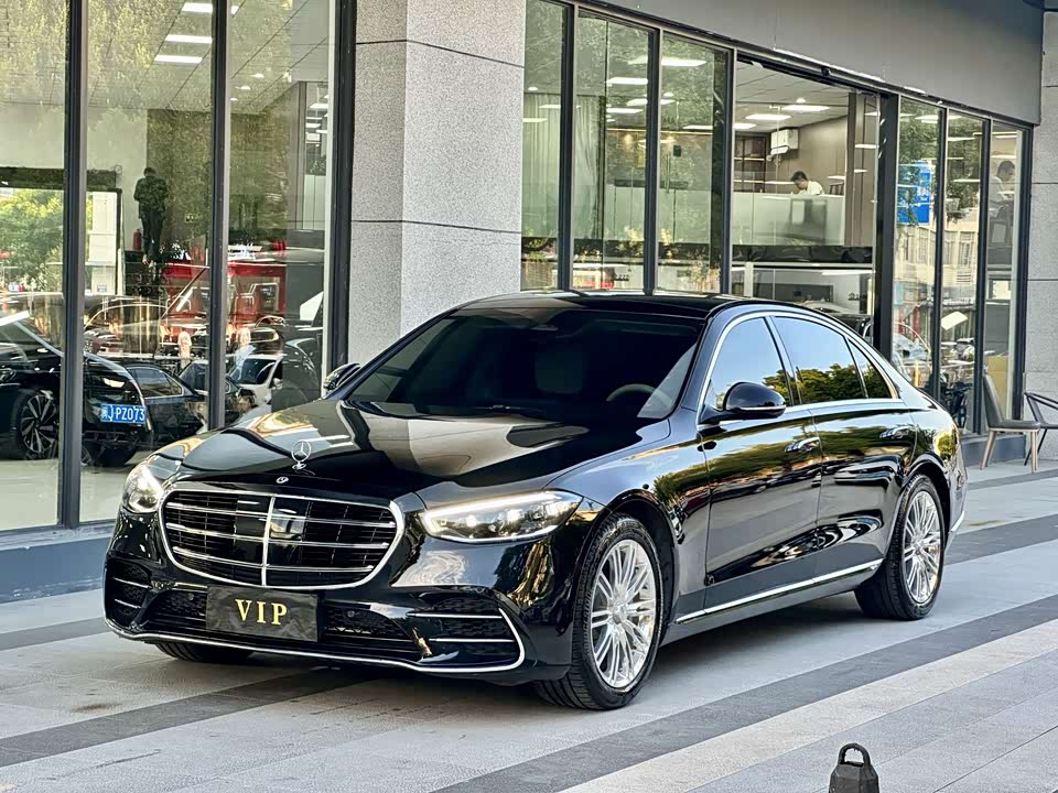 Mercedes-Benz S-class Mercedes-Benz S-class