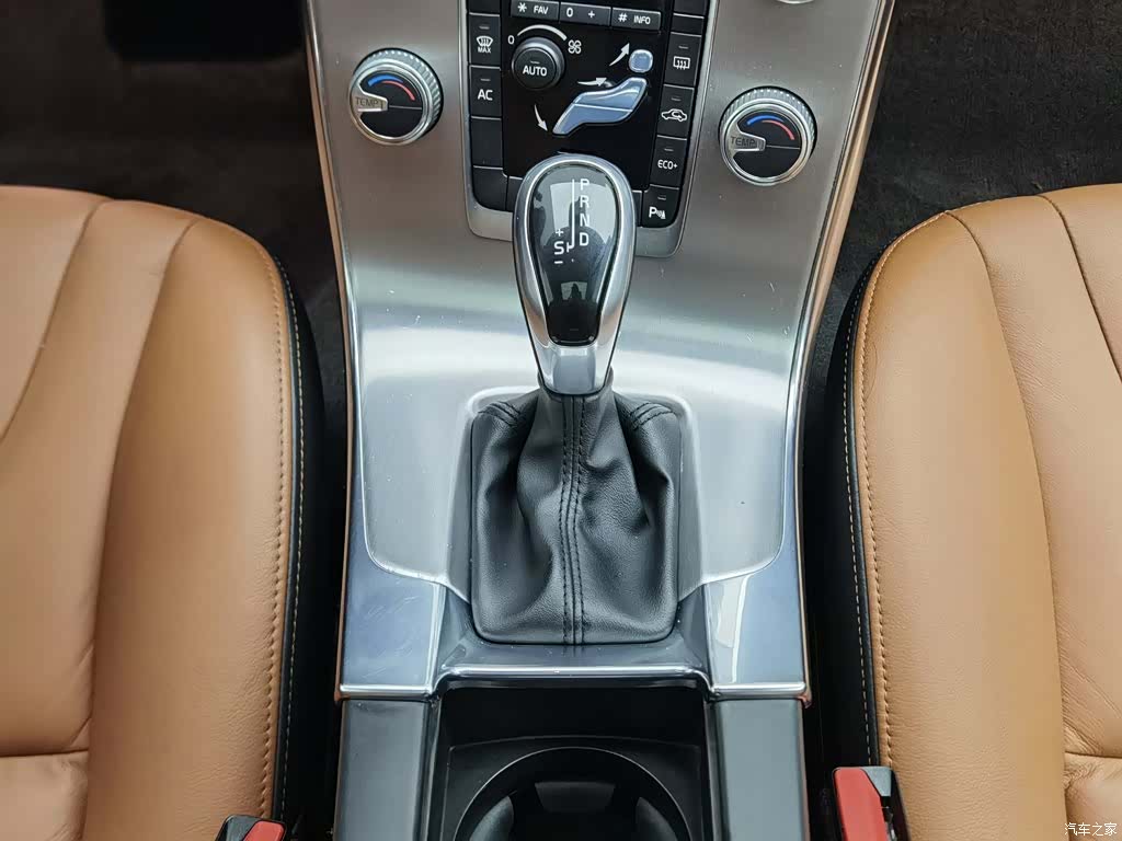 Volvo S60, 2016 13