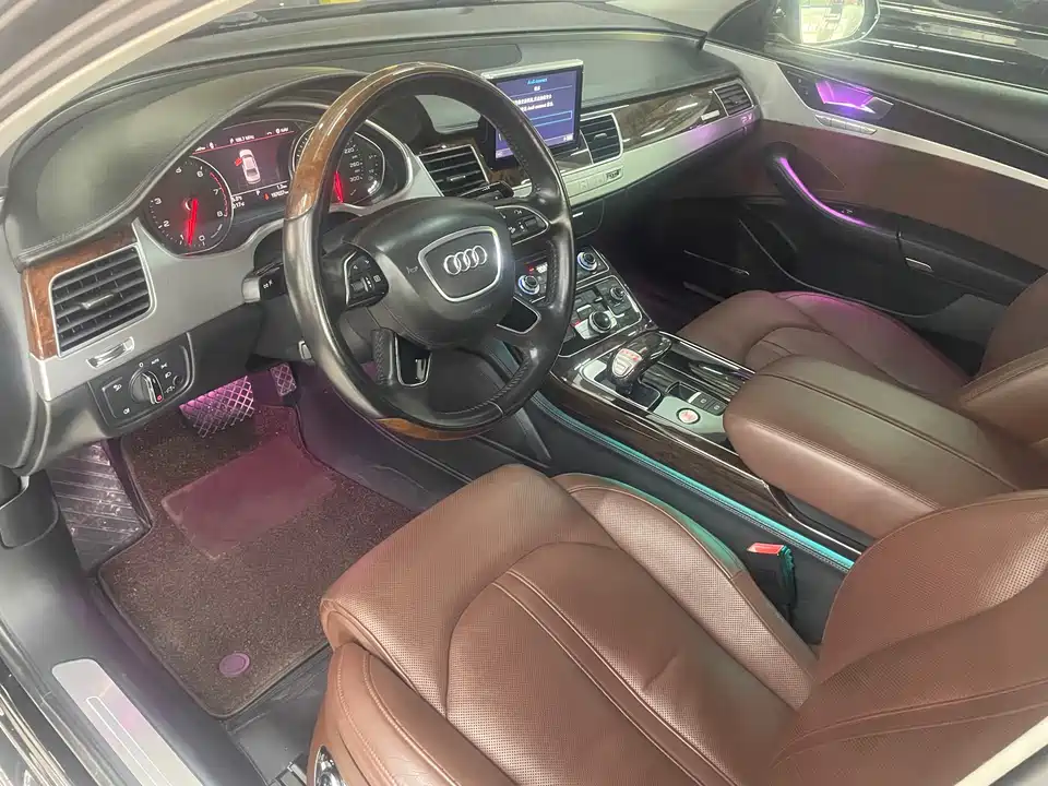 Audi A8