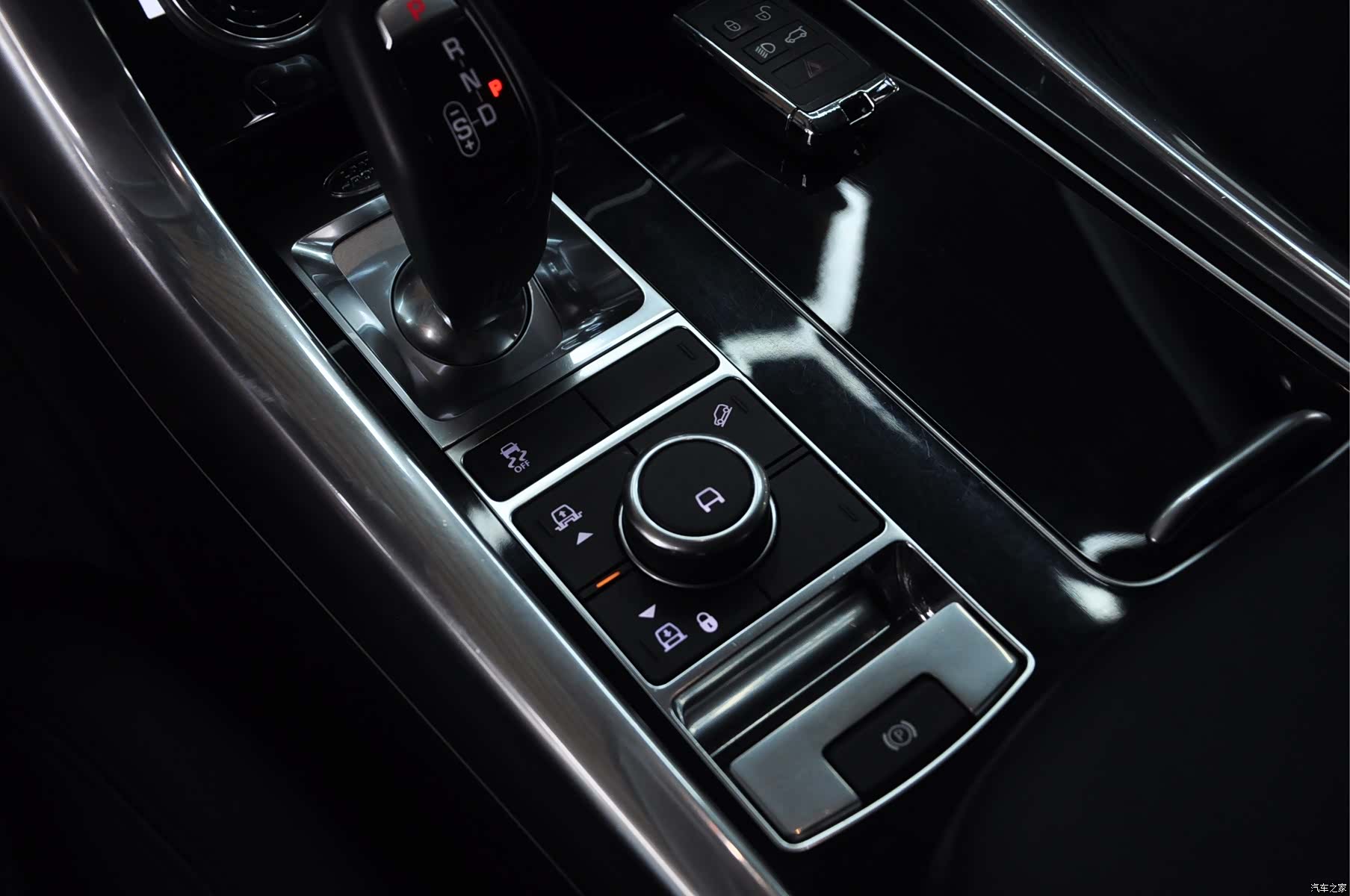 Land Rover Range Rover, 2018 11