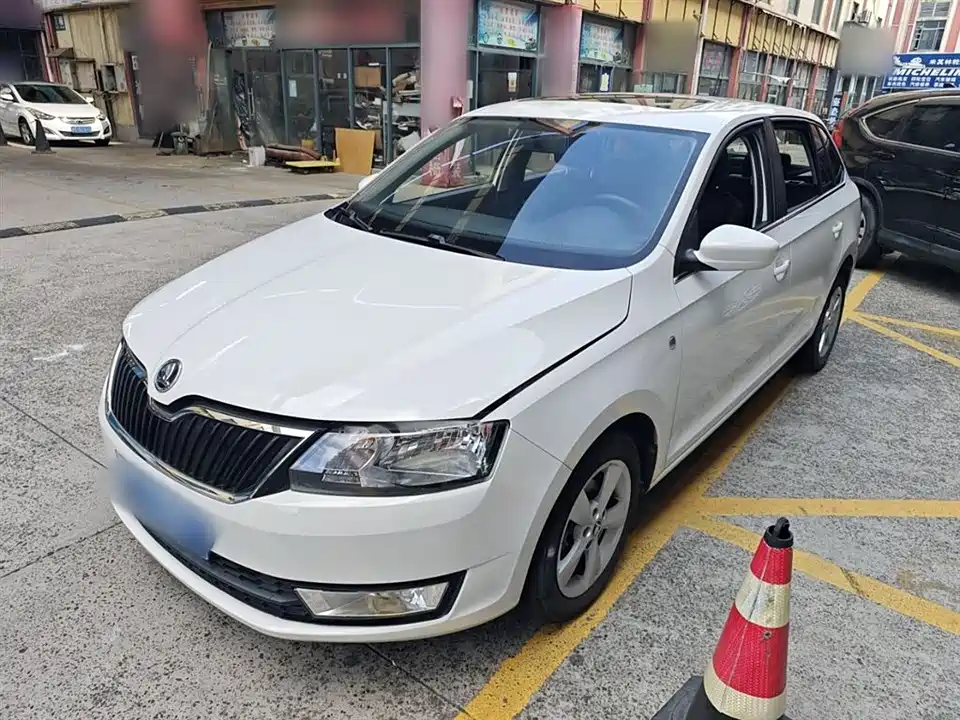 Skoda Xindong