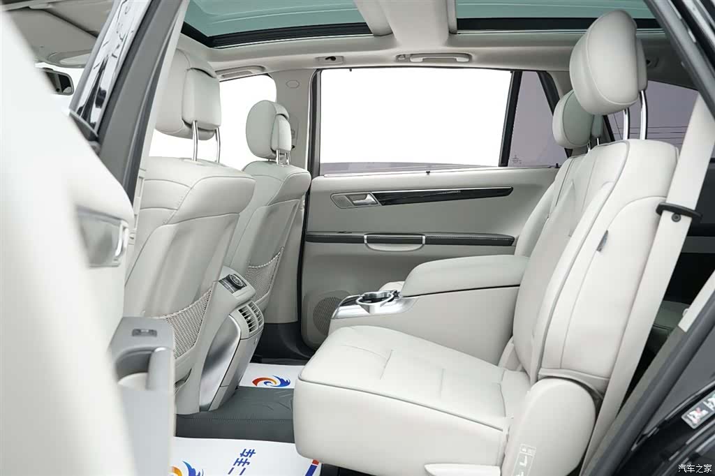Mercedes-Benz R-Class, 2016 11