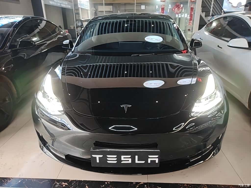 Tesla Model 3, 2023 3