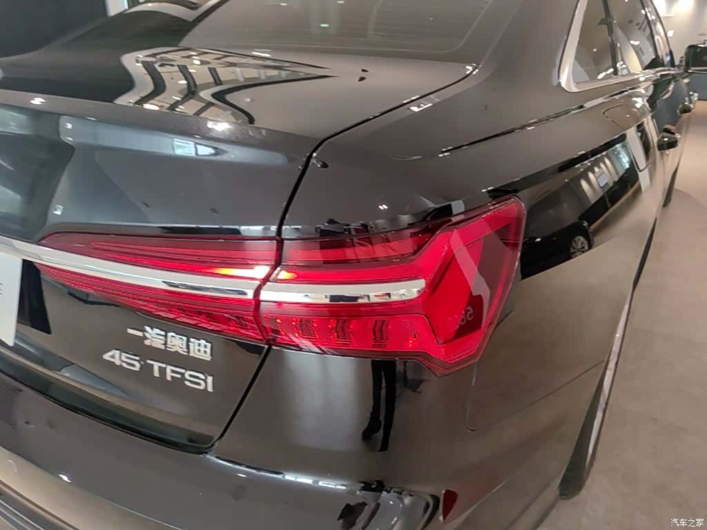 Audi A6L, 2022 24