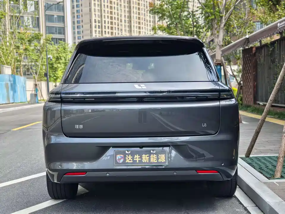 Li Auto Ideal L8