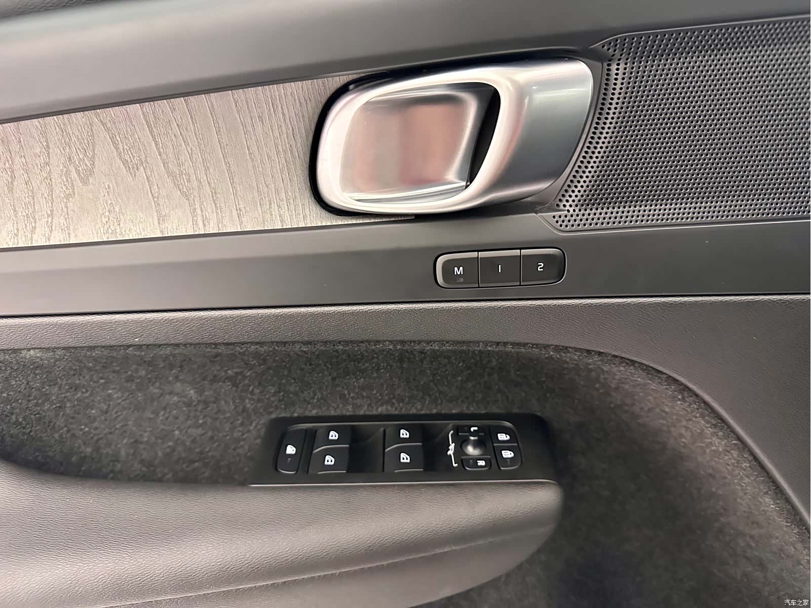 Volvo XC40, 2024 12