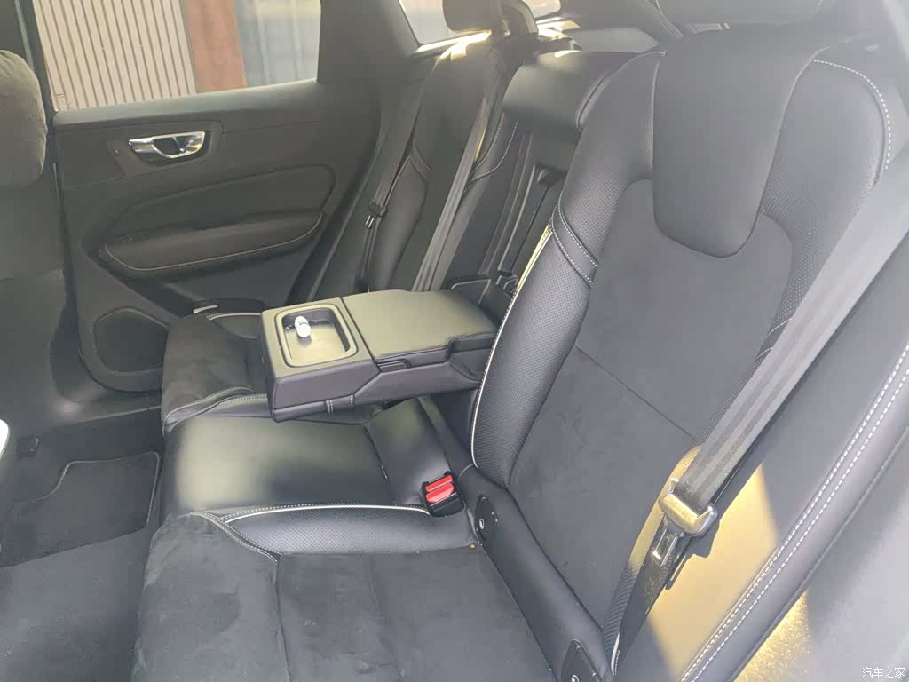 Volvo XC60, 2019 15