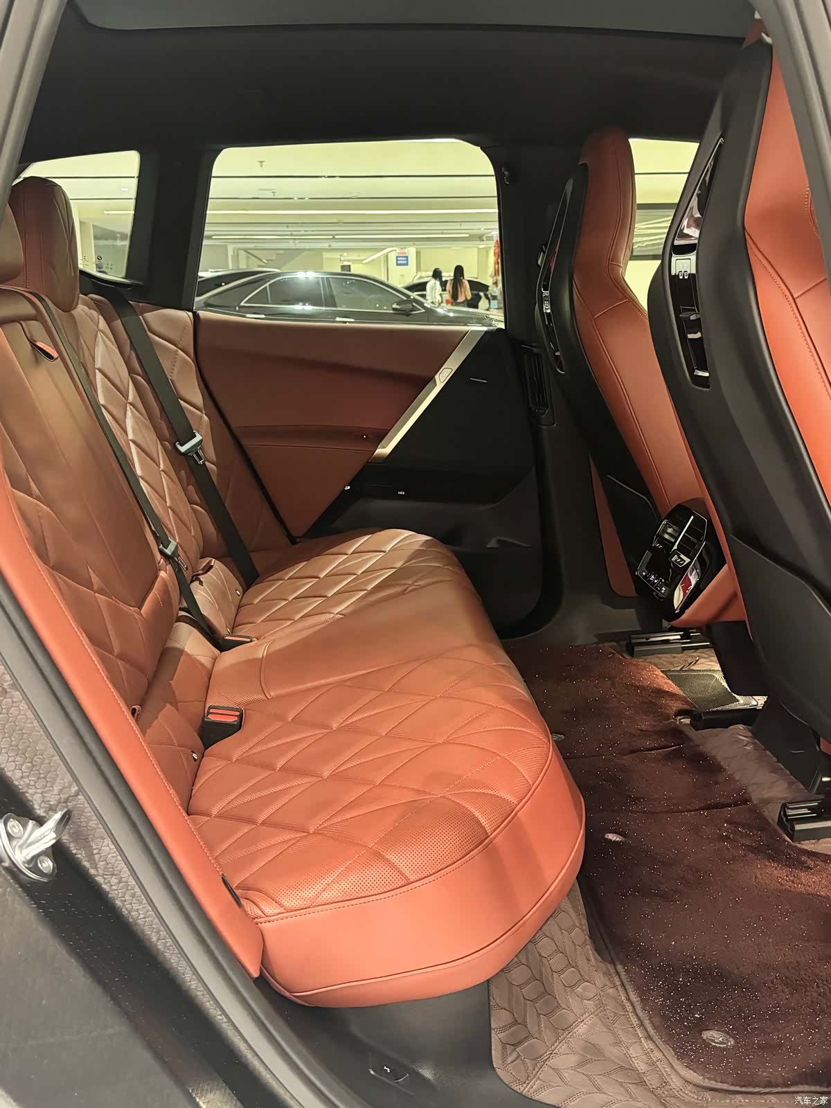 BMW iX, 2024 8