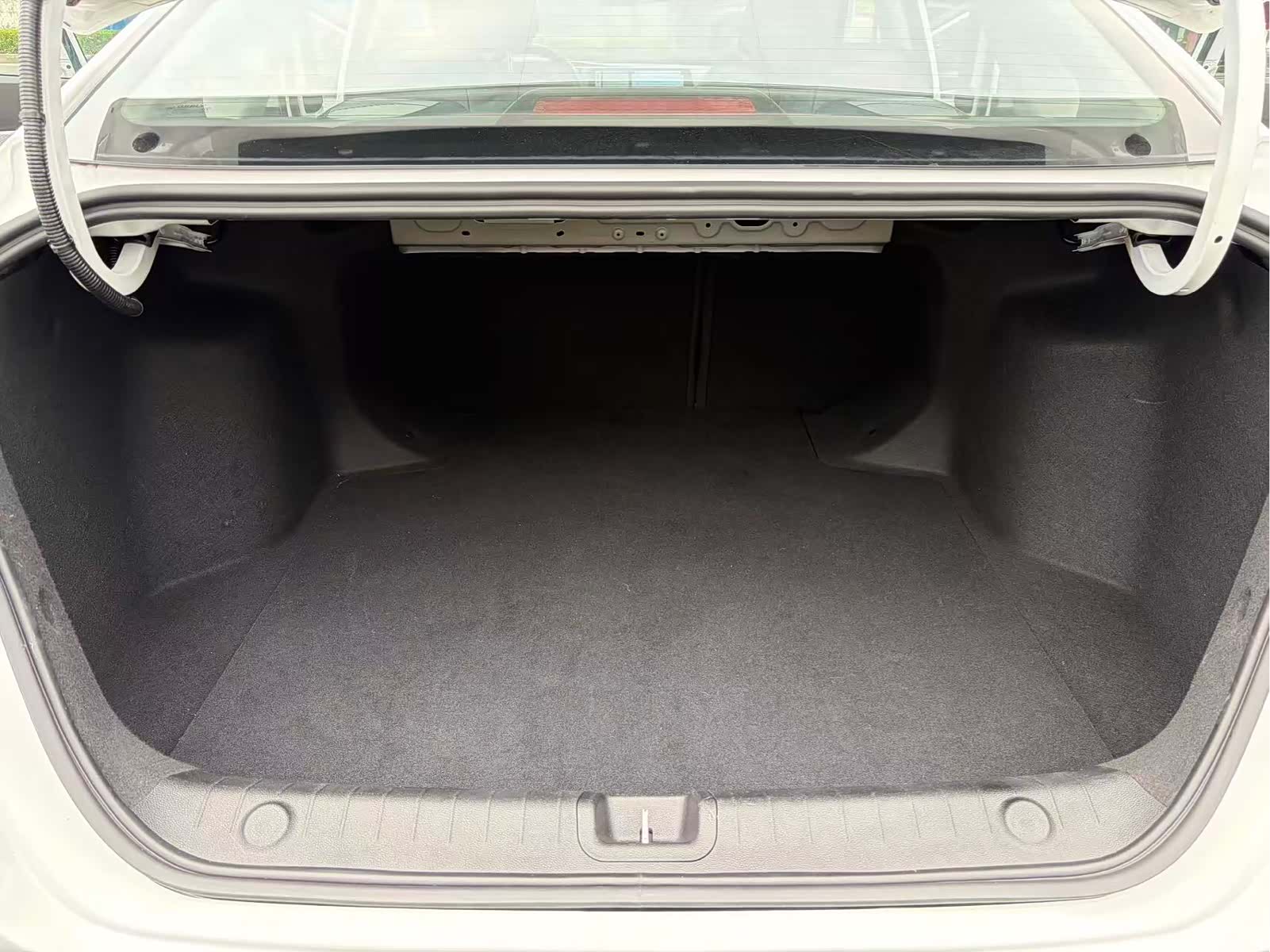 Geely Binray, 2024 10