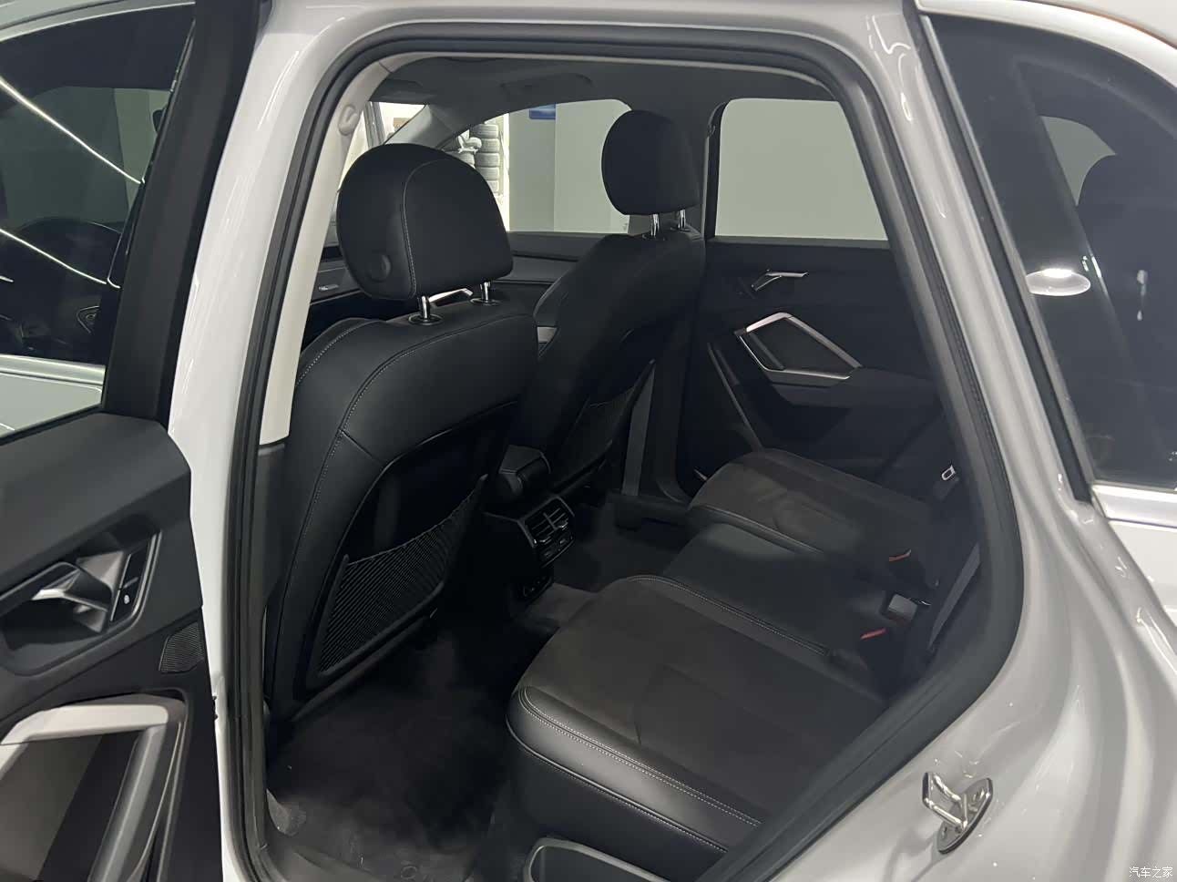 Audi Q3, 2022 8