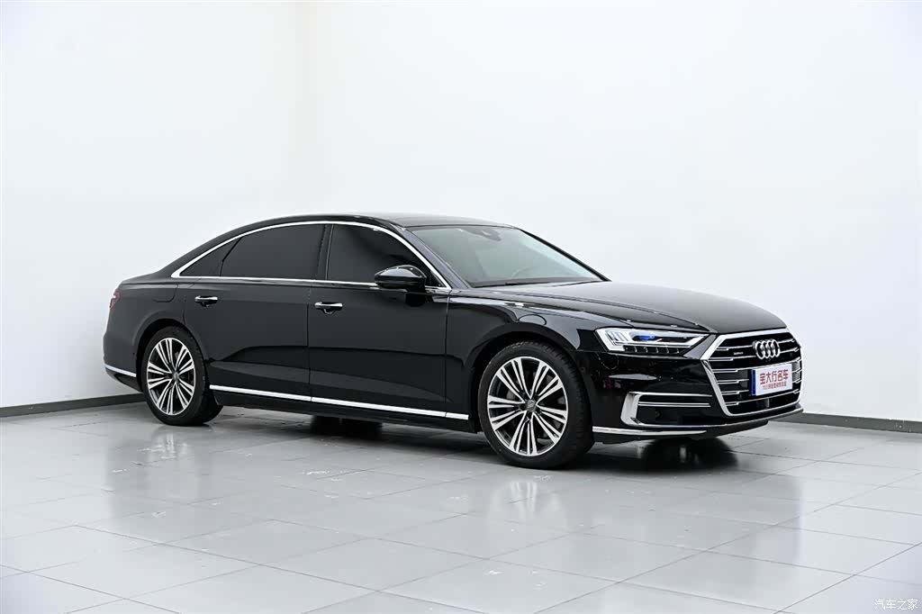 Audi A8L, 2020 4