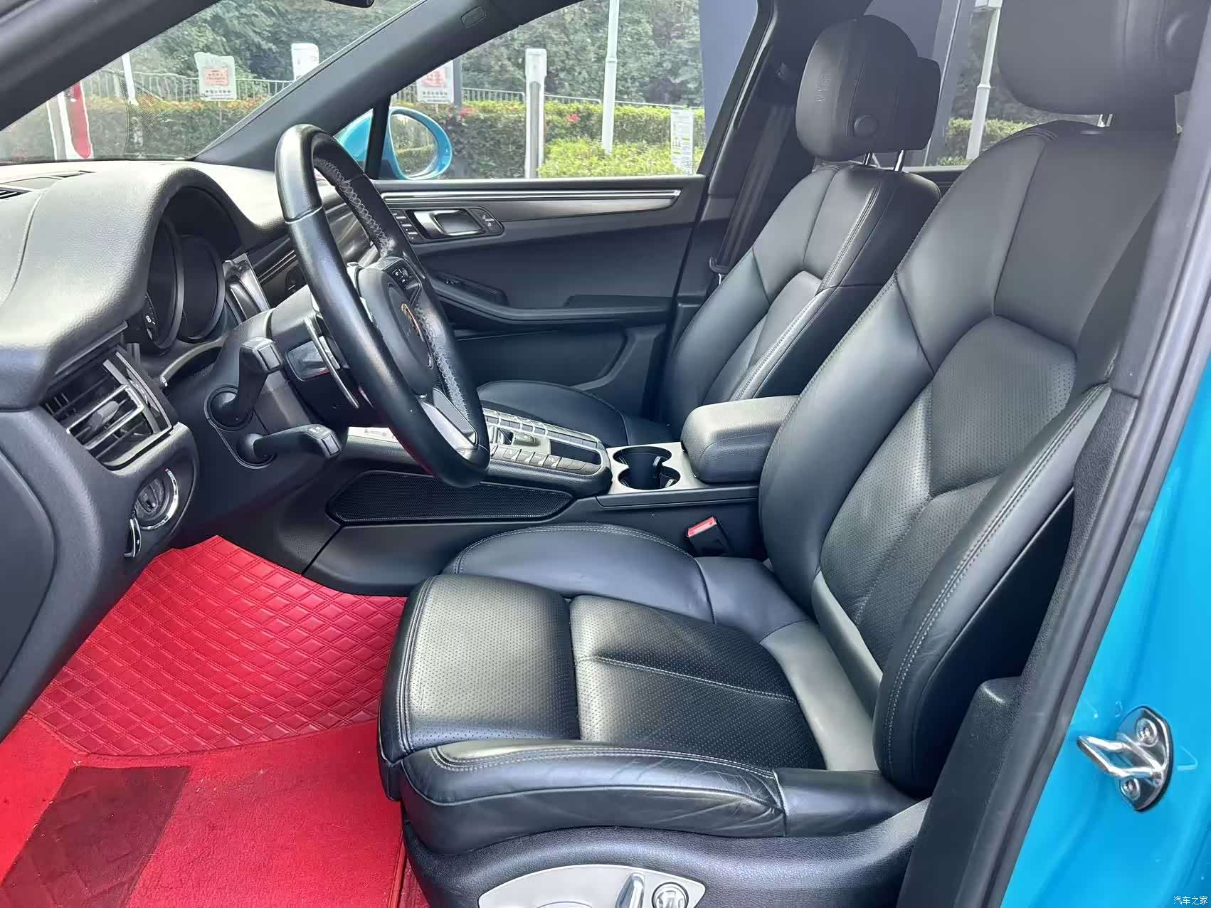 Porsche Macan, 2021 все фото