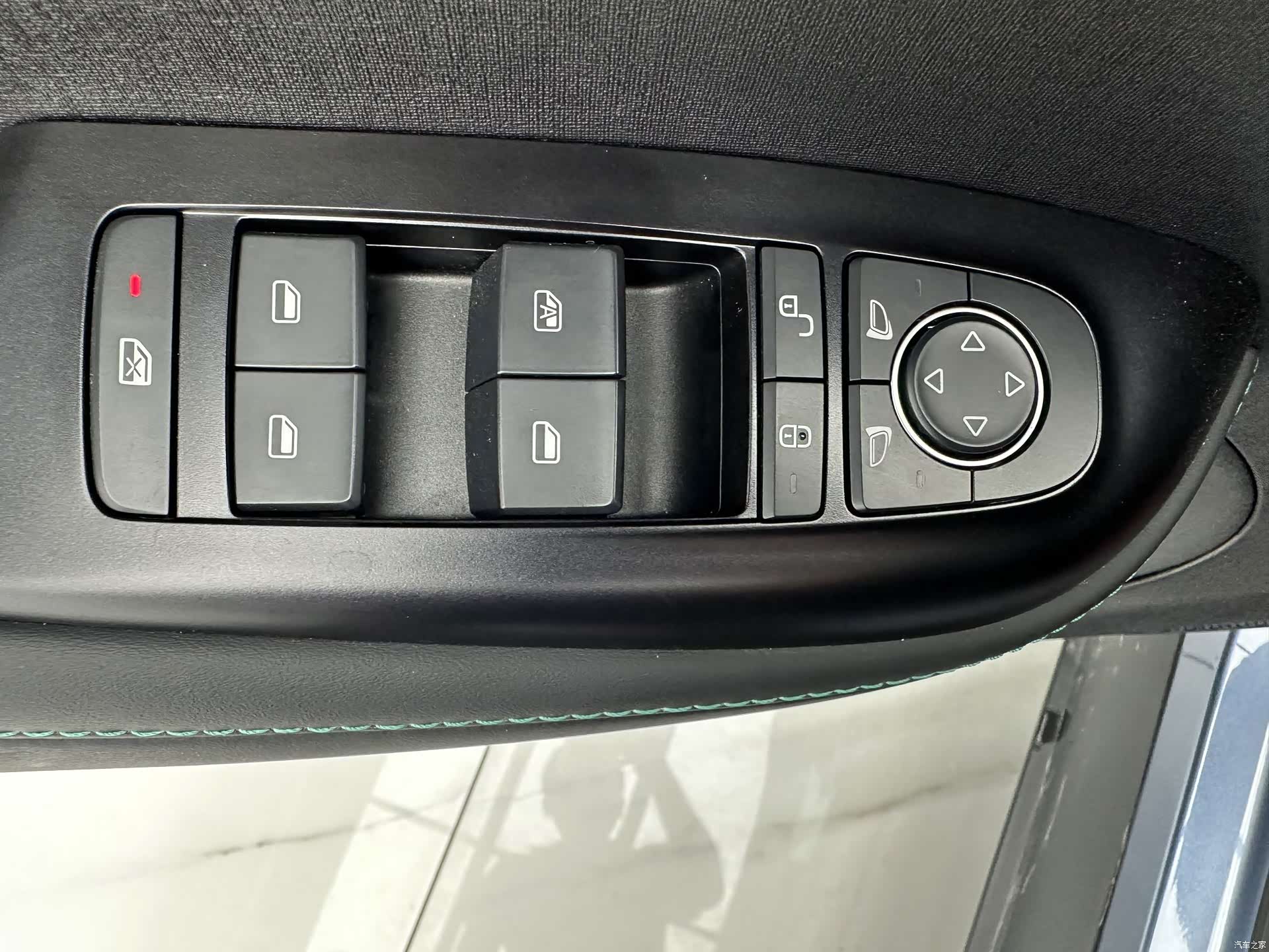 BYD Dolphin, 2025 12