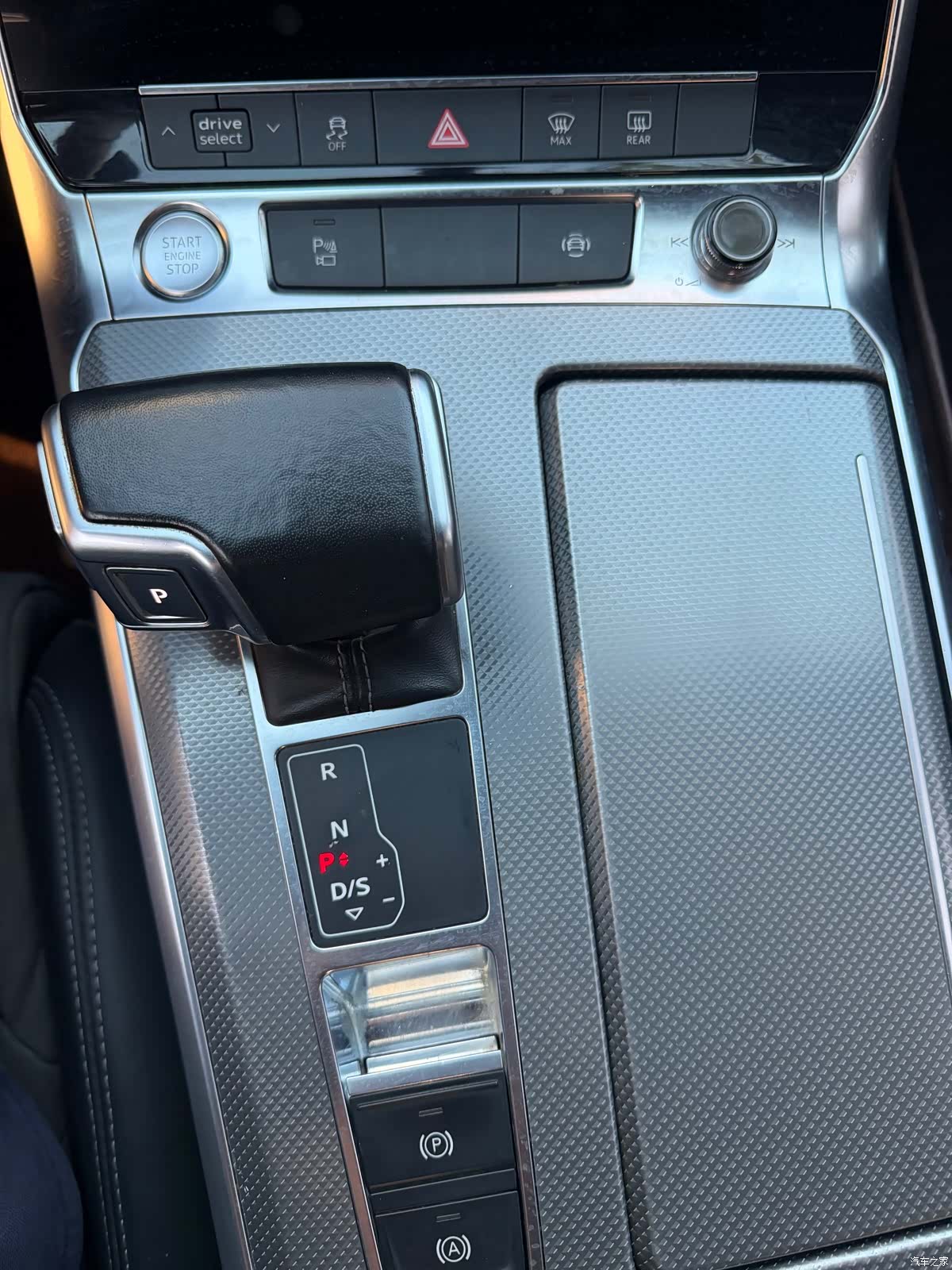 Audi A6L, 2019 28