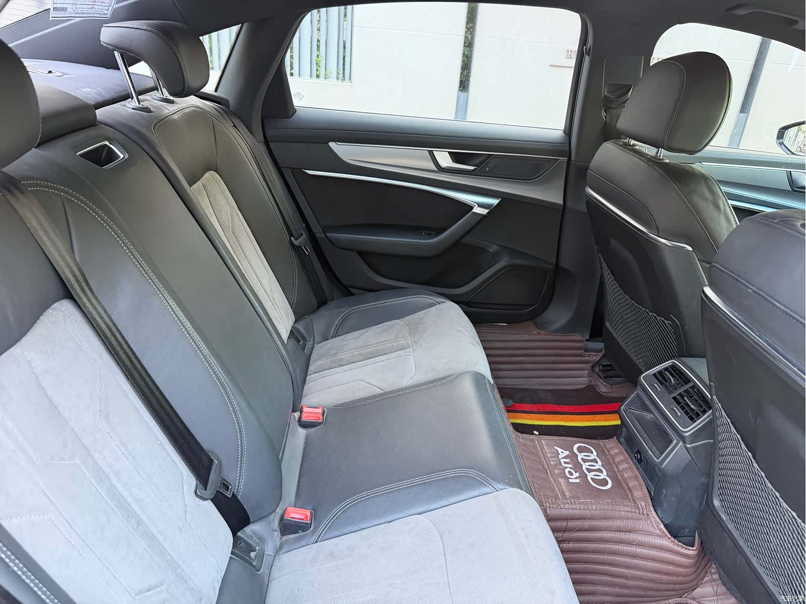 Audi A6L, 2019 15
