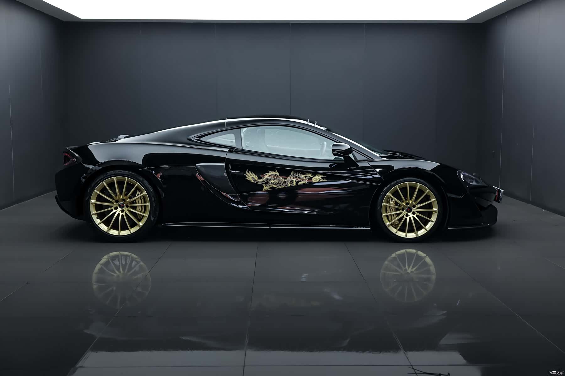 McLaren GT, 2018 4