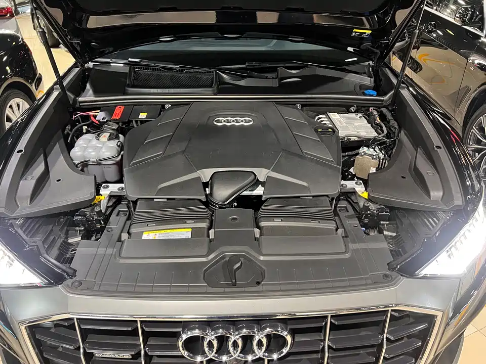 Audi Q8 Audi Q8
