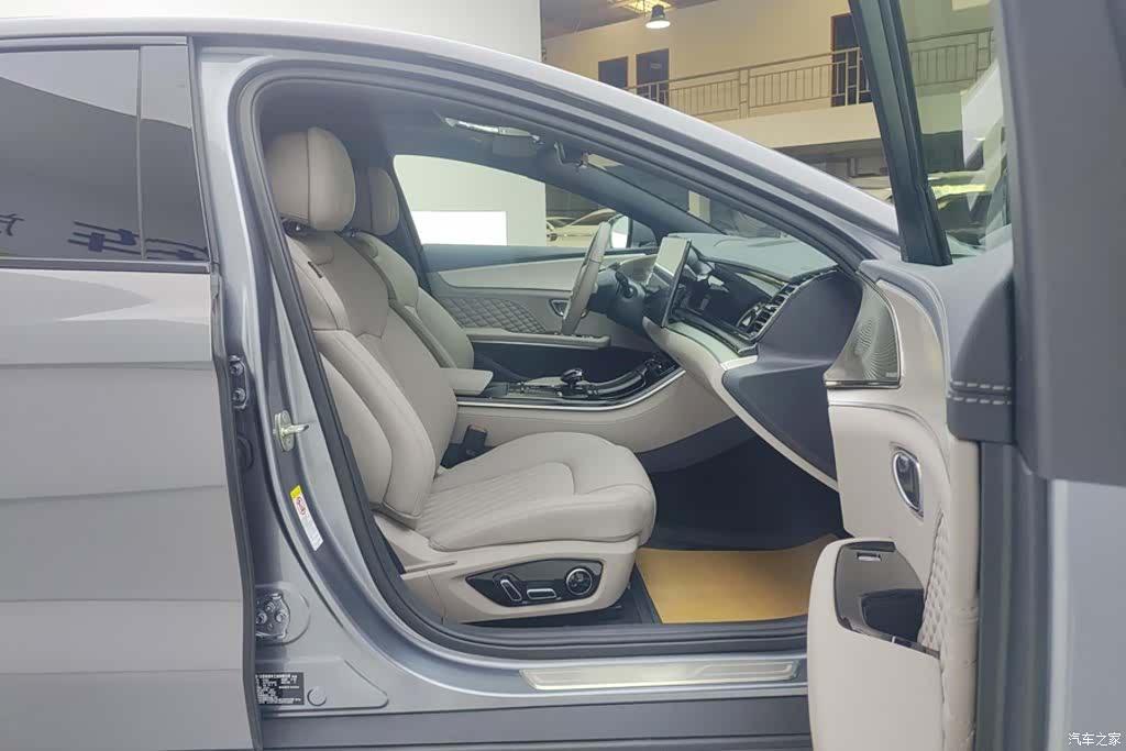 BYD Han, 2024 8