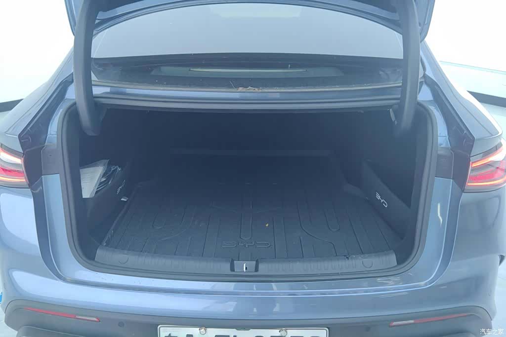 BYD Seal, 2024 4