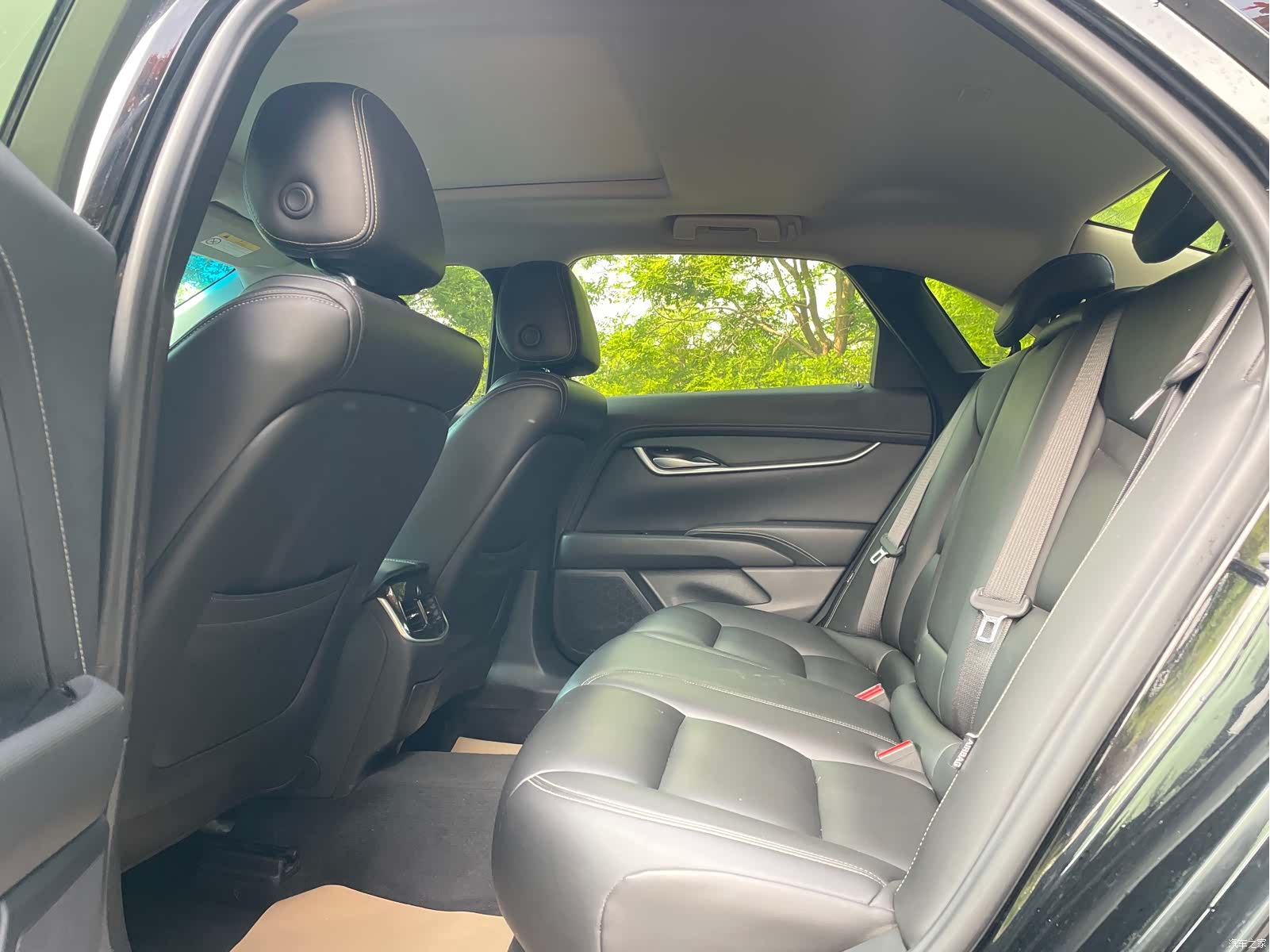 Cadillac XTS, 2018 12