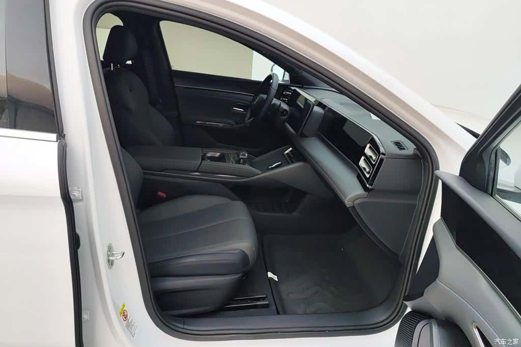 BYD Qin, 2025 8