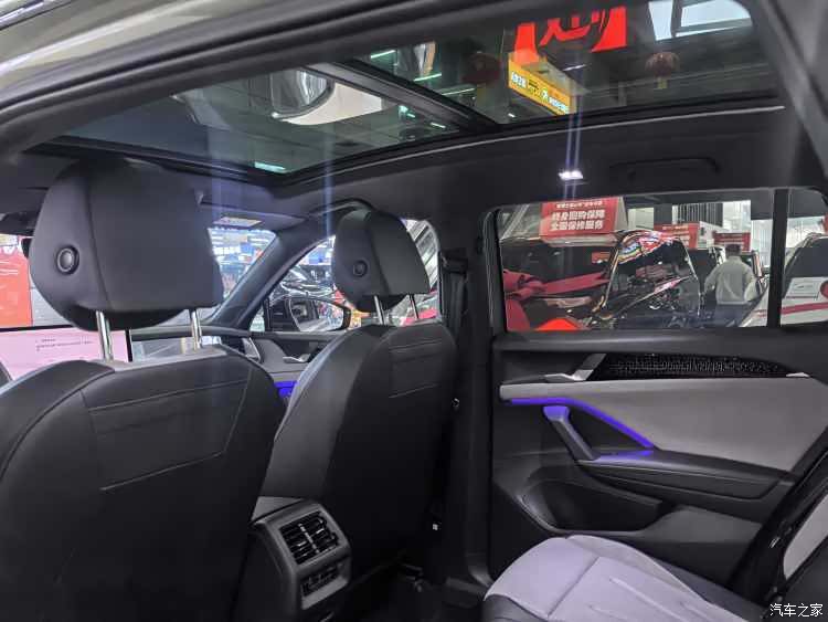 Volkswagen Tayron, 2025 12